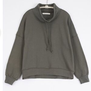 Xirena Chase Sweatshirt in Olive Stone